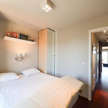 Apartman Stylish With Balcony, Sea Views, Cleaning Included *