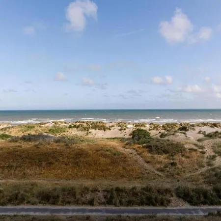 Apartment Stylish With Balcony, Sea Views, Cleaning Included